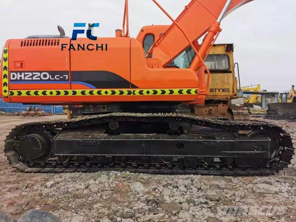 Doosan DH 220 LC-7 حفارات زحافة