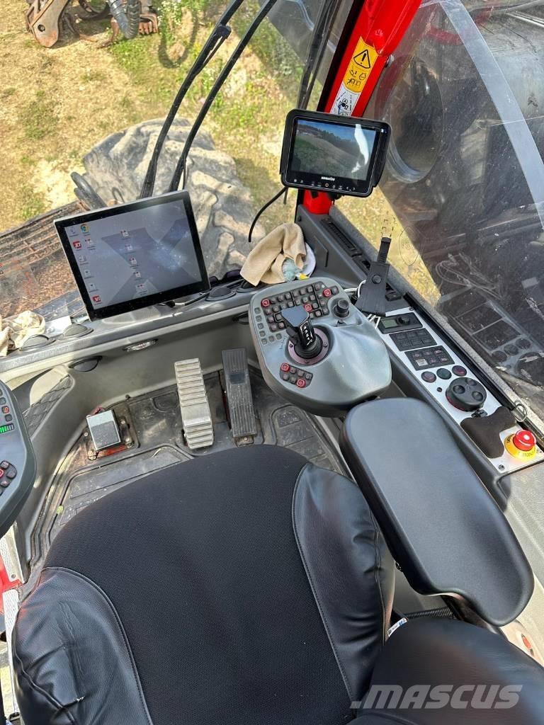Komatsu 951 حصادات