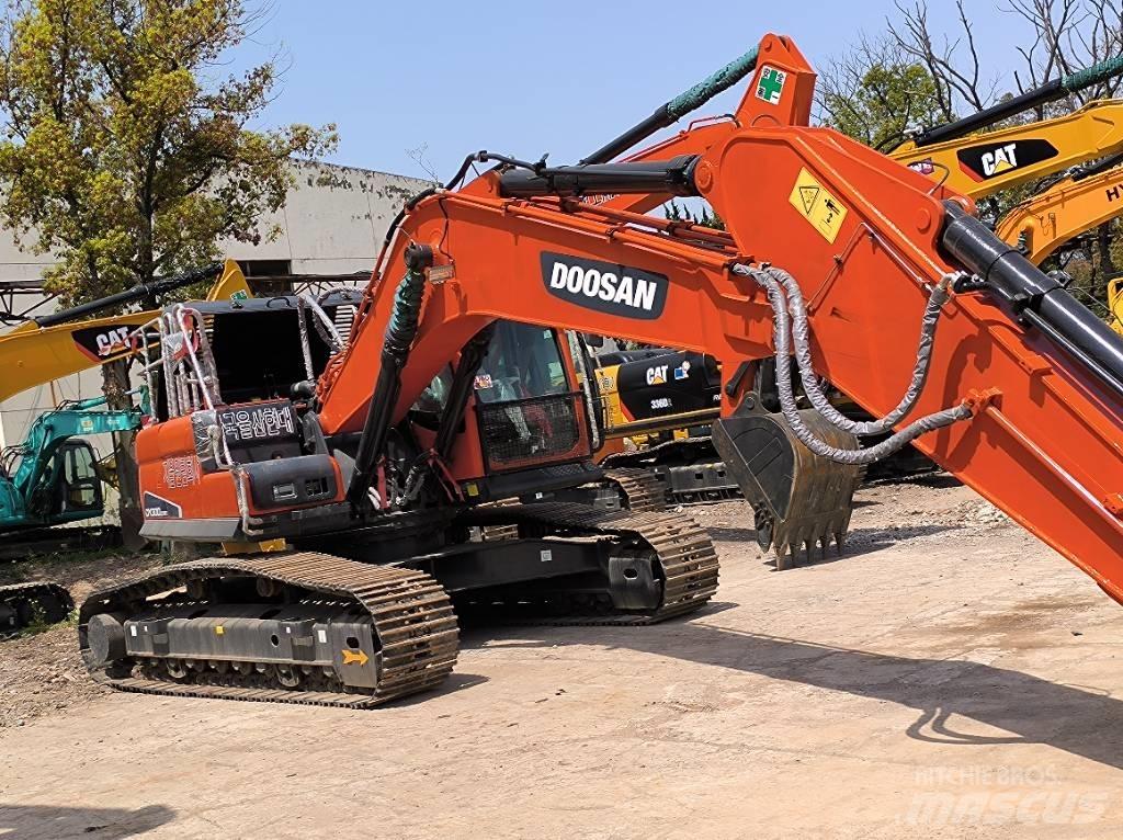 Doosan DX 300 حفارات وسط 7 طن - 12 طن