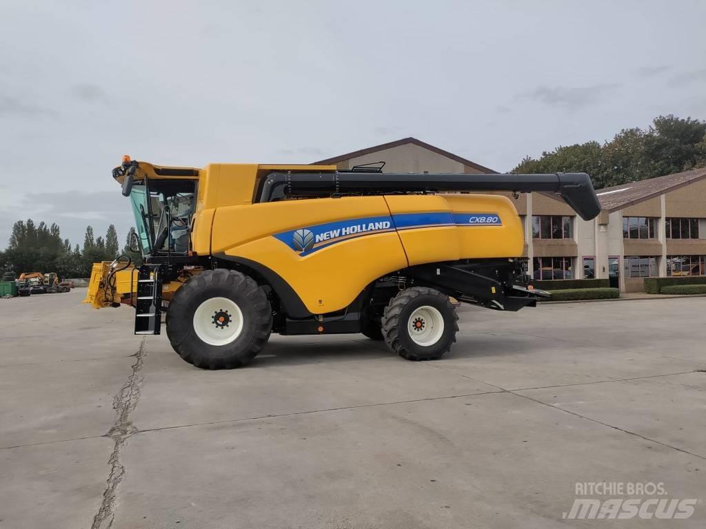 New Holland CX 8.80 حصادات