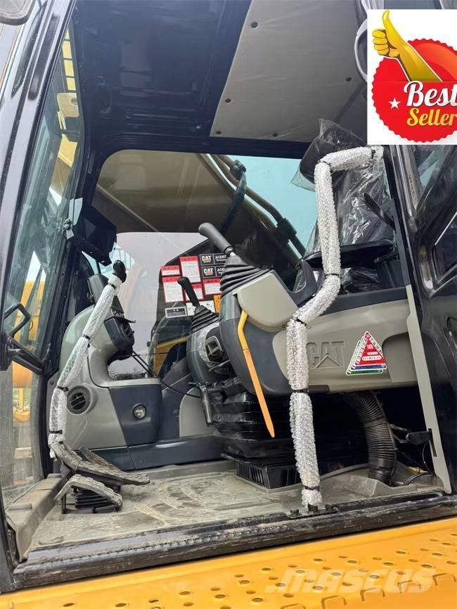 CAT 349 D L حفارات زحافة