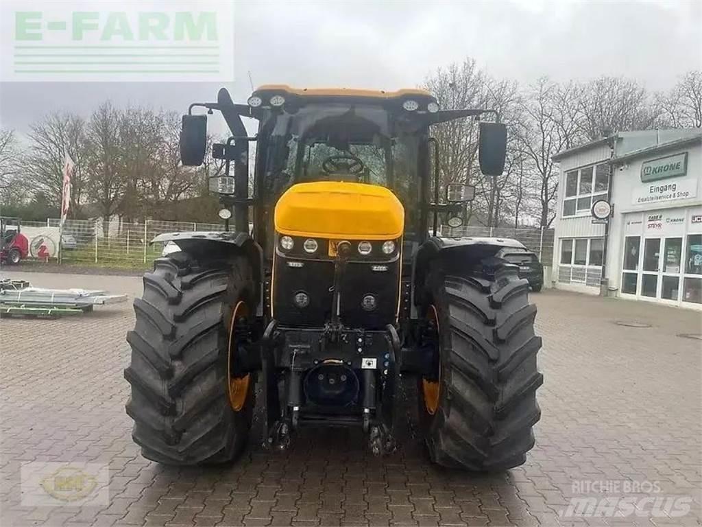 JCB fastrac 4220 الجرارات