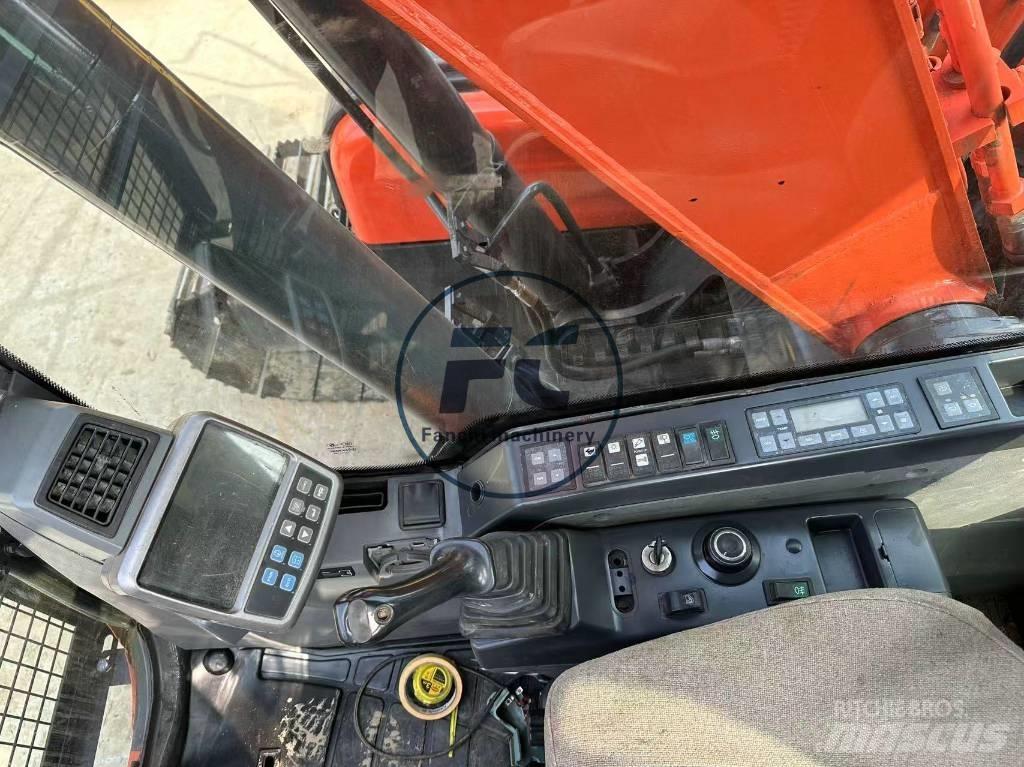 Doosan DX 140 حفارات زحافة