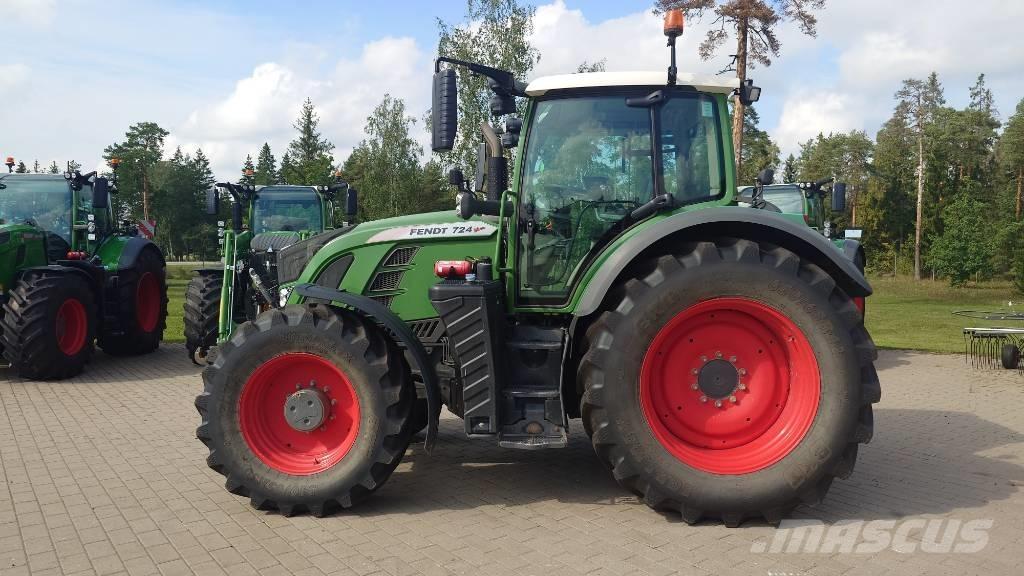 Fendt 724 Profi Plus الجرارات