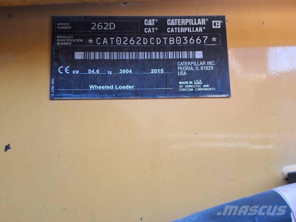 CAT 262 D لوادر انزلاقية التوجيه