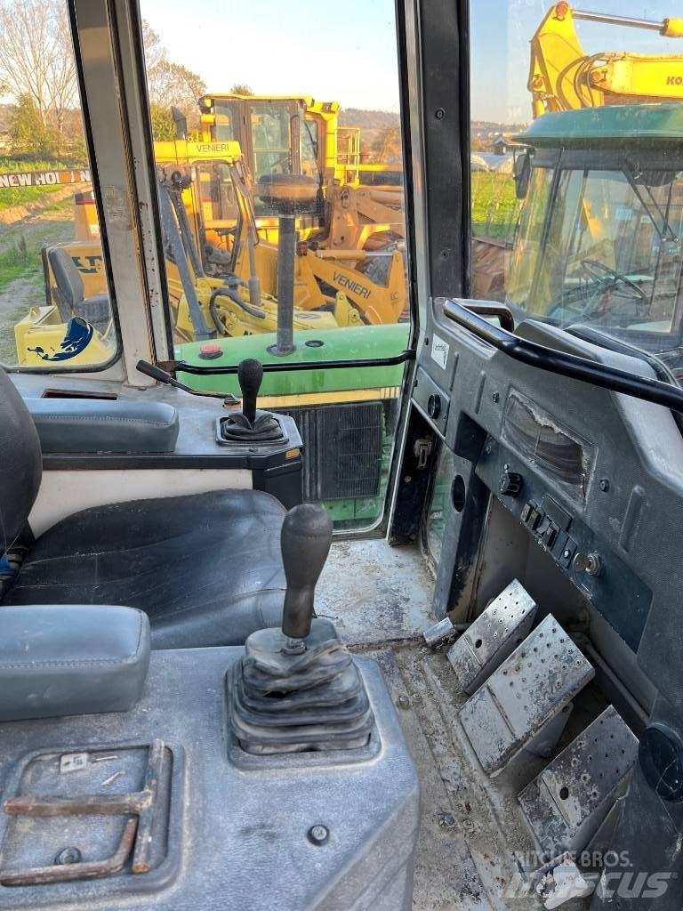 Fiat-Hitachi FL 14E لوادر زحافة