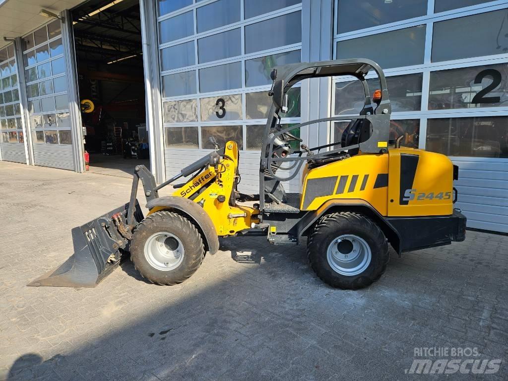 Schäffer 2445S لوادر صغيرة