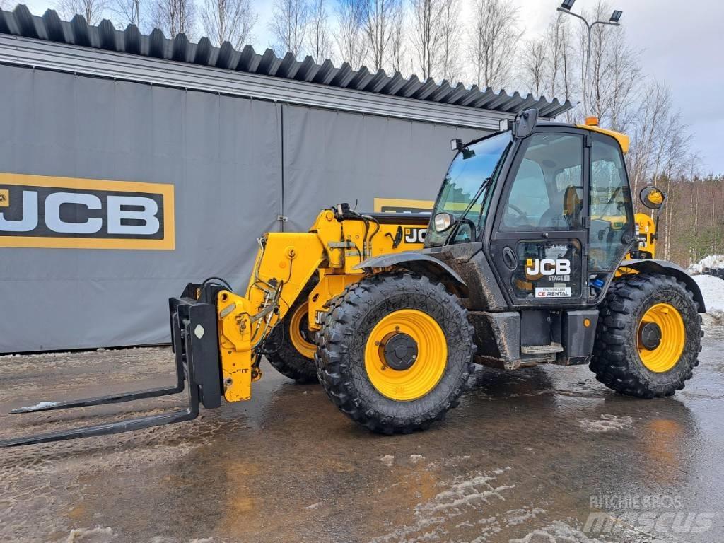 JCB 535-95 مناولات متداخلة