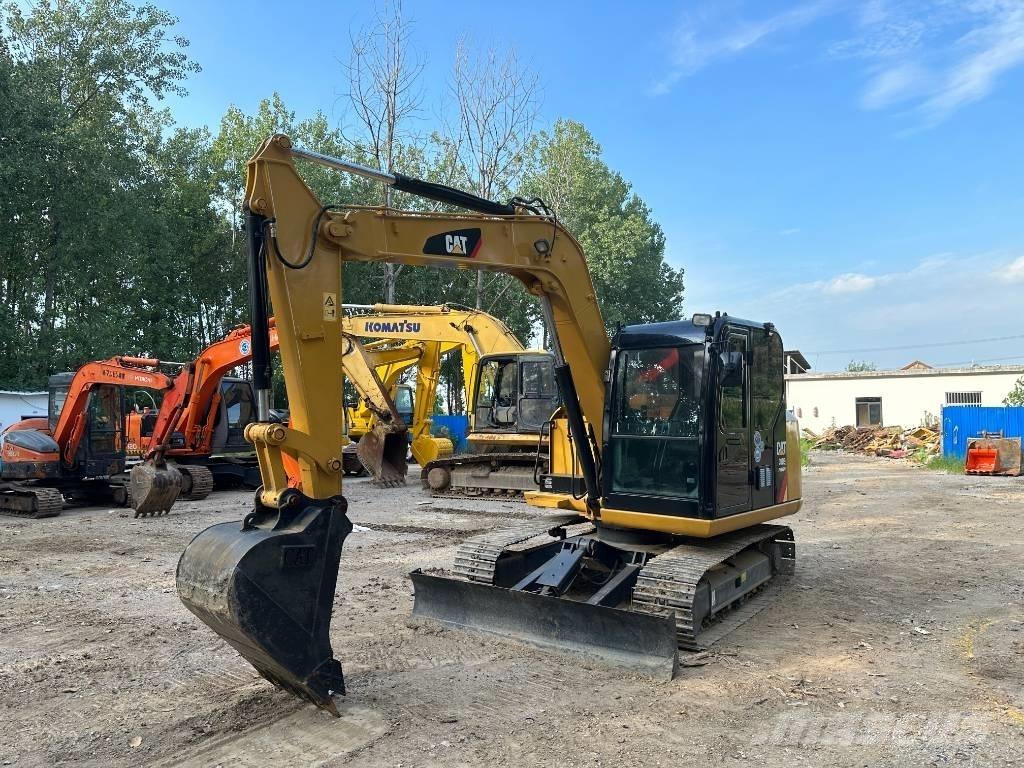 CAT 308E حفارات زحافة