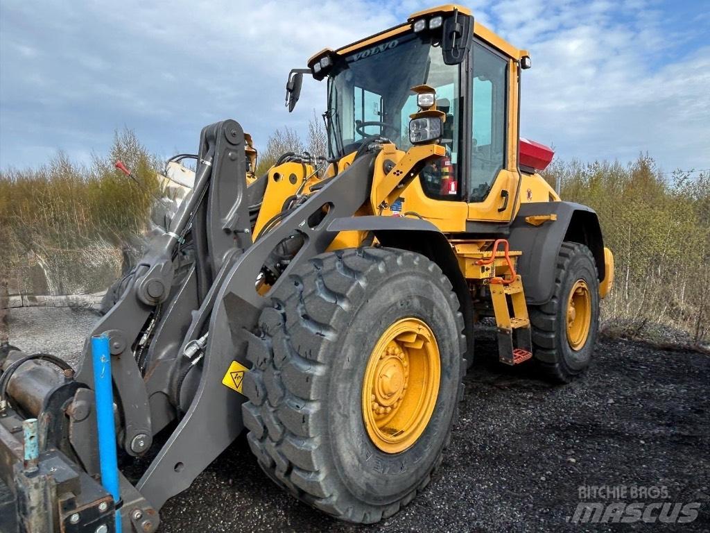 Volvo L 90 H لوادر بعجل