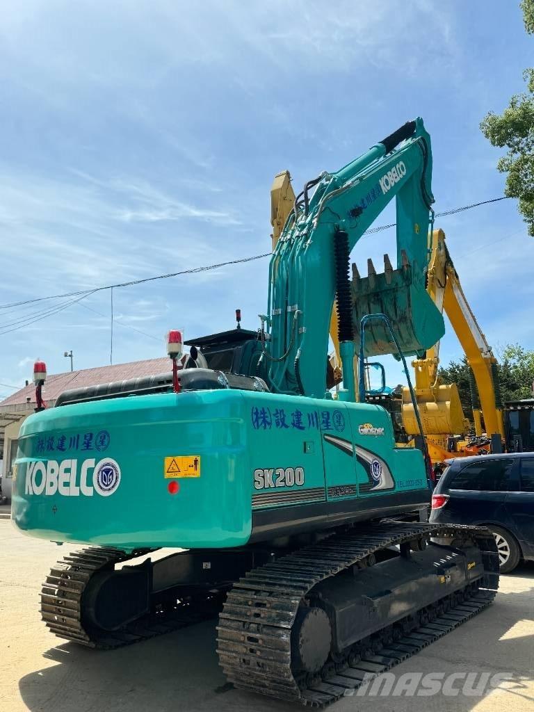 Kobelco SK 200 حفارات زحافة