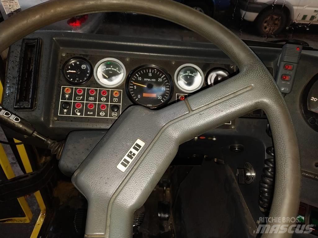  URO TT URO F3-24 شاحنات حريق