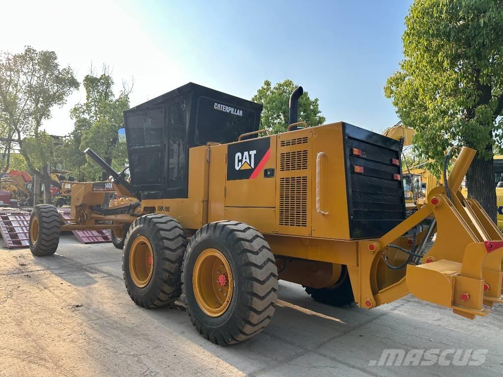 CAT CAT140K معدات تمهيد الطرق