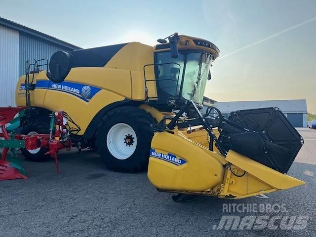 New Holland CX8.70 حصادات