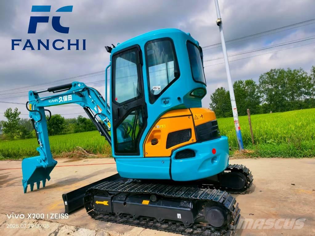 Kubota KX 135 حفارات زحافة