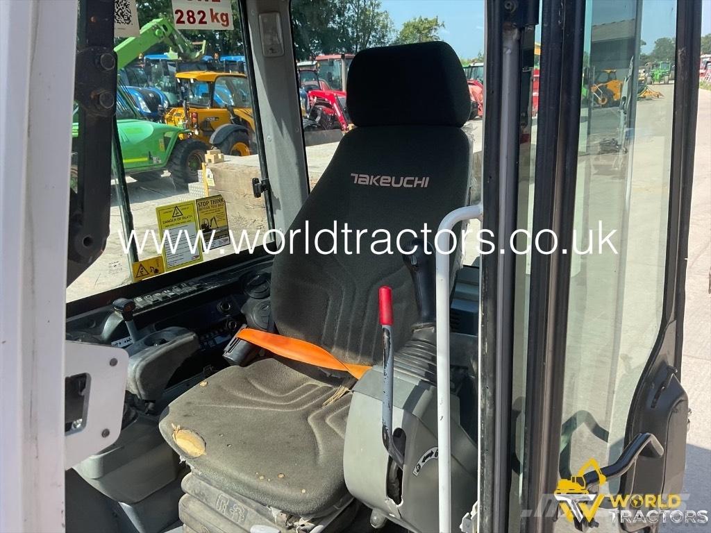 Takeuchi TB 230 حفارات صغيرة أقل من 7 طن (حفارات صغيرة)