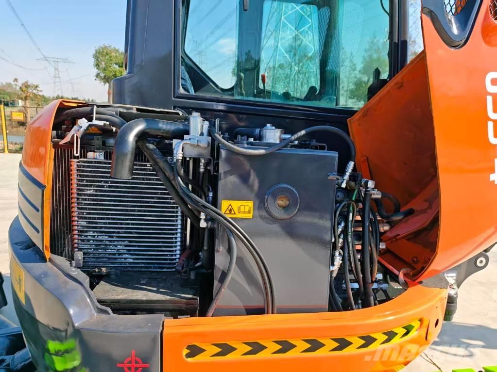 Kubota U 55-4 حفارات صغيرة أقل من 7 طن (حفارات صغيرة)
