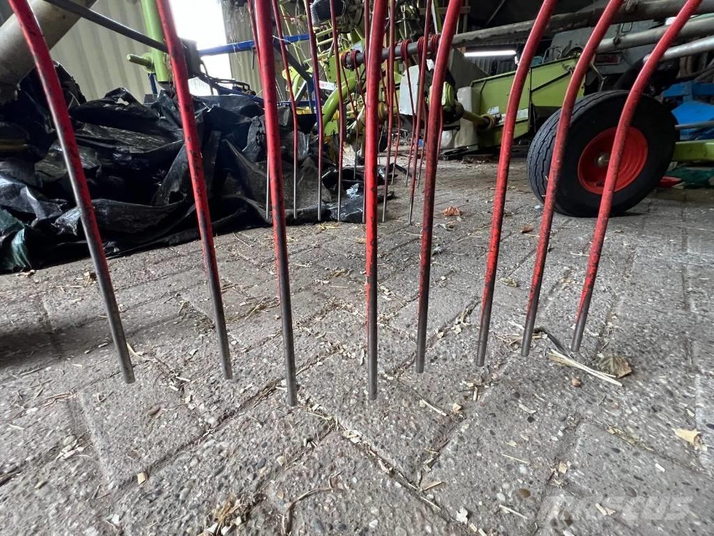 CLAAS Liner 470 S محشات