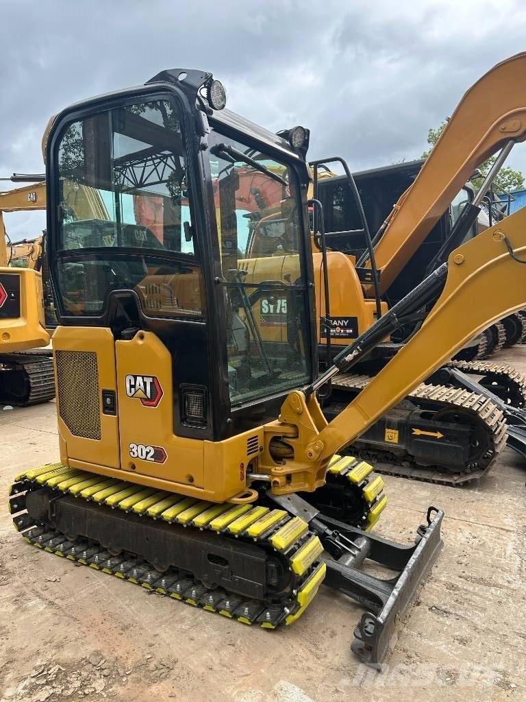 CAT CAT302 حفارات صغيرة أقل من 7 طن (حفارات صغيرة)