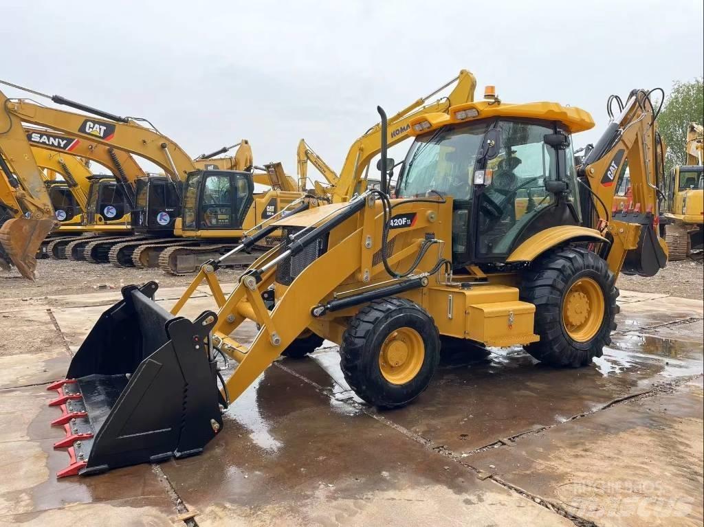 CAT 420 F II لوادر ذات جرافات عكسية