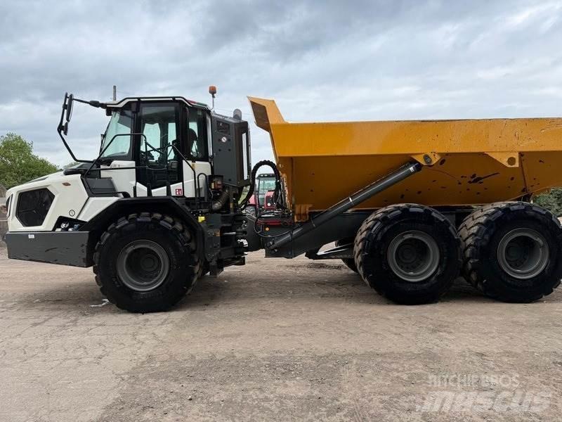 Liebherr TA 230 ساحبات مفصلية