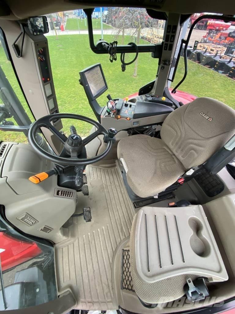 Case IH Puma 240 CVX الجرارات