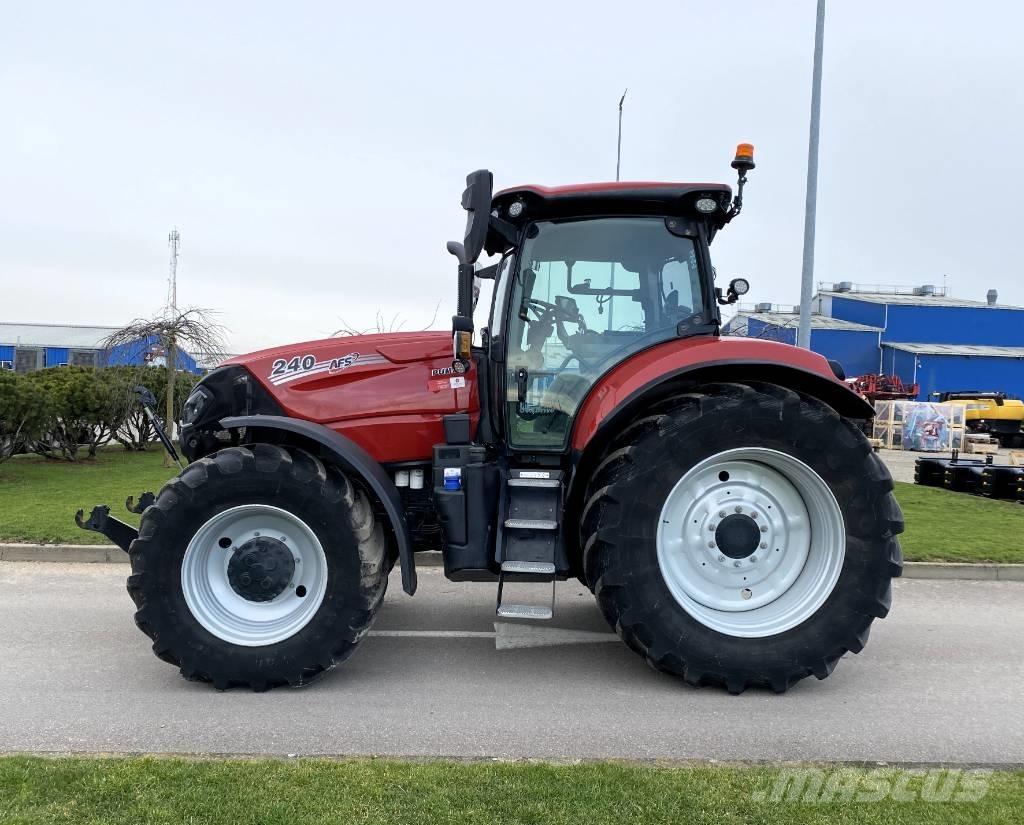 Case IH Puma 240 CVX الجرارات