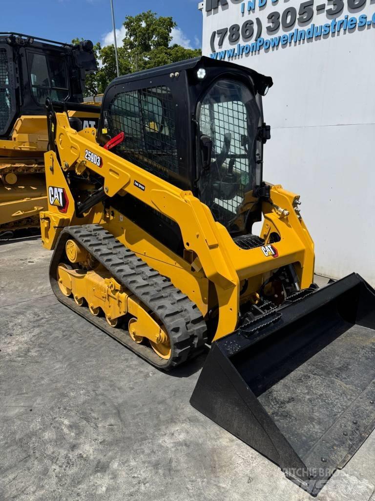 CAT 259D3 لوادر انزلاقية التوجيه