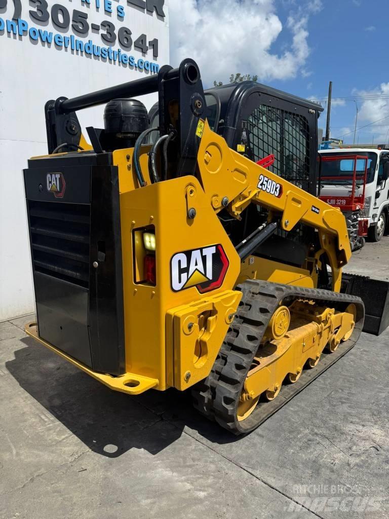 CAT 259D3 لوادر انزلاقية التوجيه