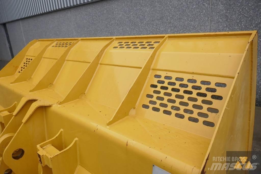CAT 930 Bucket دلاء