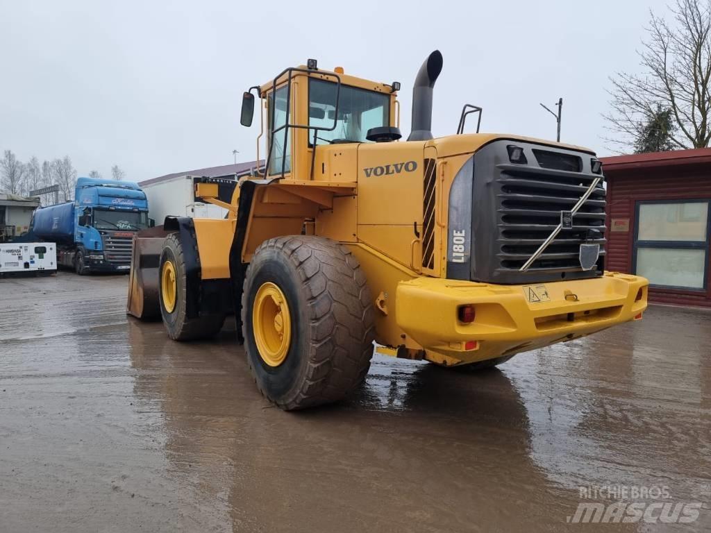 Volvo L180 E لوادر بعجل