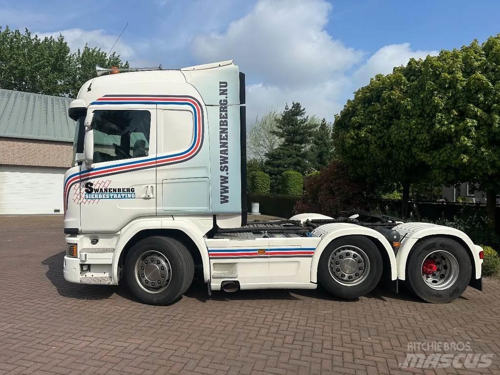 Scania G450 6x2 شاحنات بمقصورة وهيكل