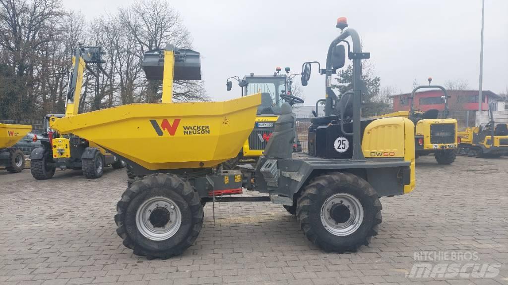 Wacker Neuson DW50 عربات نقل قلابة للمواقع