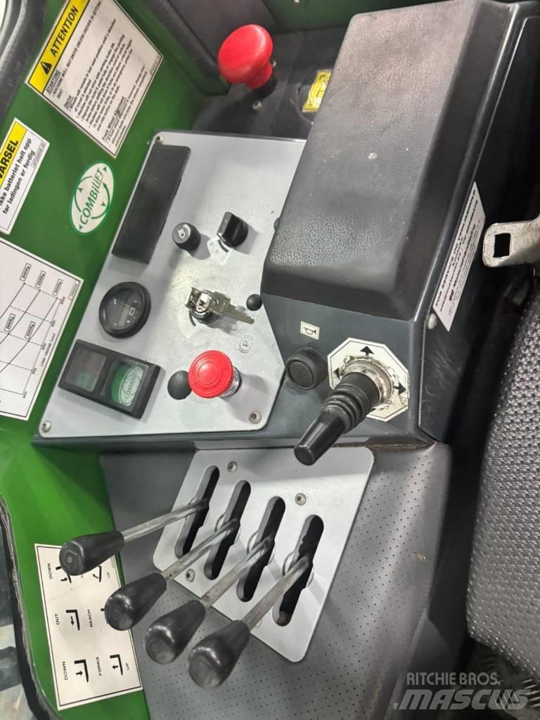 Combilift C 4000 E لوادر جانبية