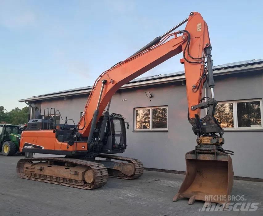 Doosan DX 300 LC-5 حفارات زحافة