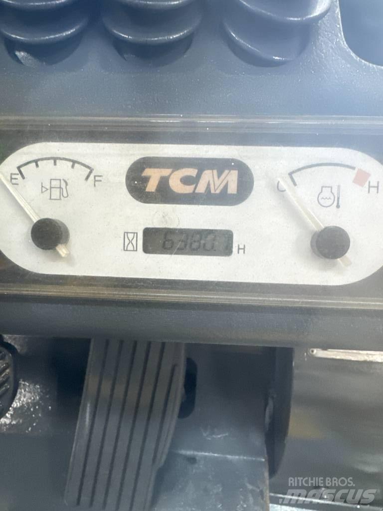 TCM FCG30-4HL شاحنات ذات رافعات شوكية - أخرى