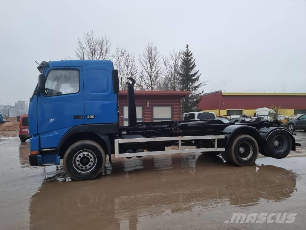 Volvo FH 12 شاحنات الرافعات الخطافية