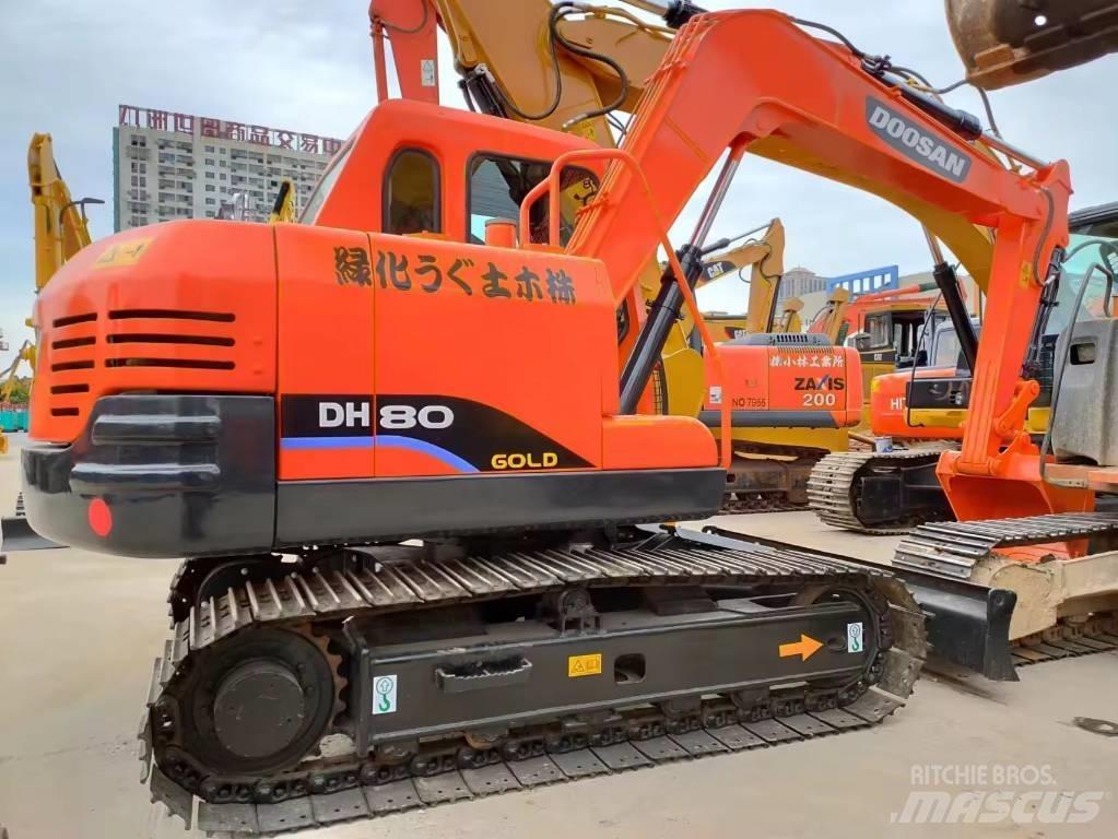 Doosan DH 80 حفارات وسط 7 طن - 12 طن