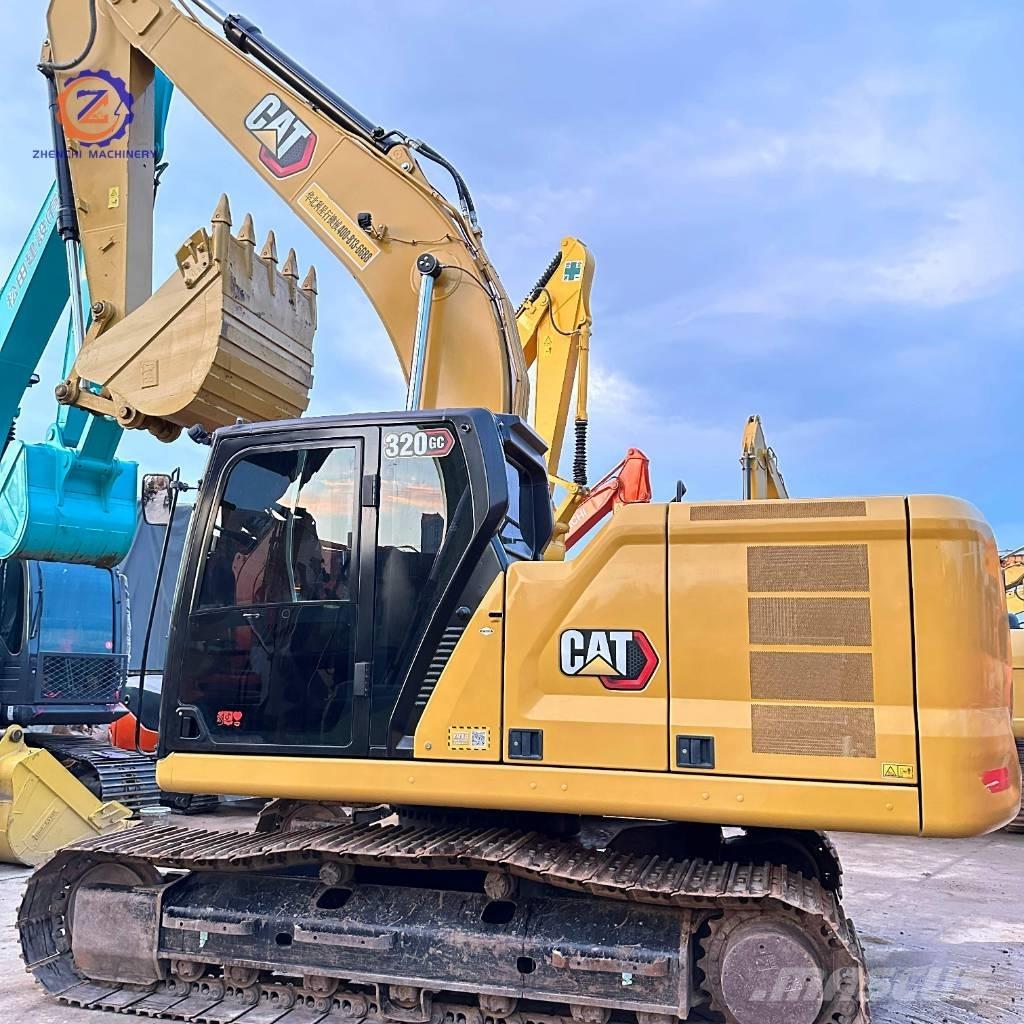 CAT 320 GC حفارات زحافة