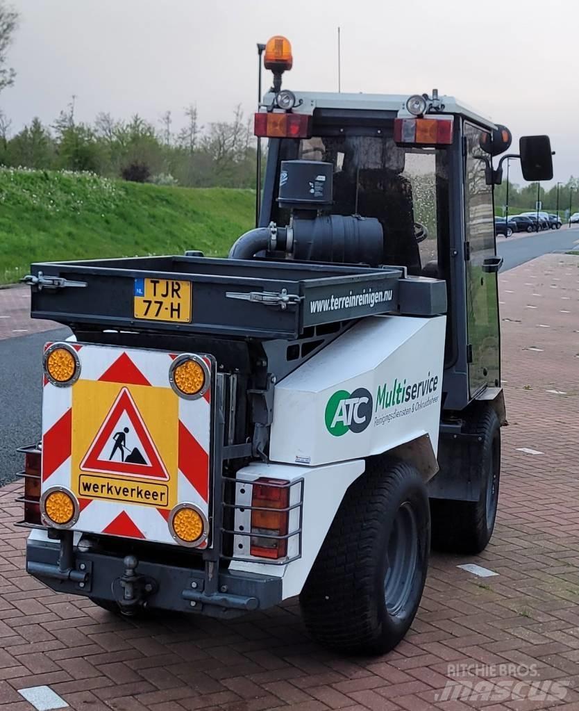 Nimos DM-Trac 406 ناقلات الأدوات