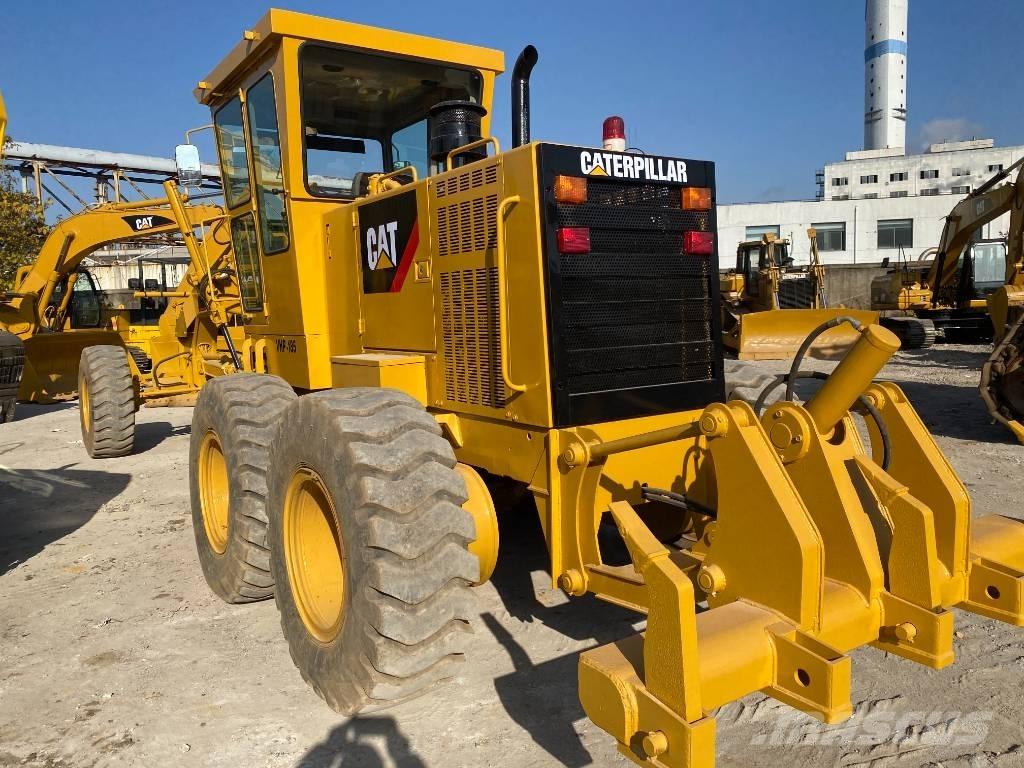 CAT 140 H معدات تمهيد الطرق