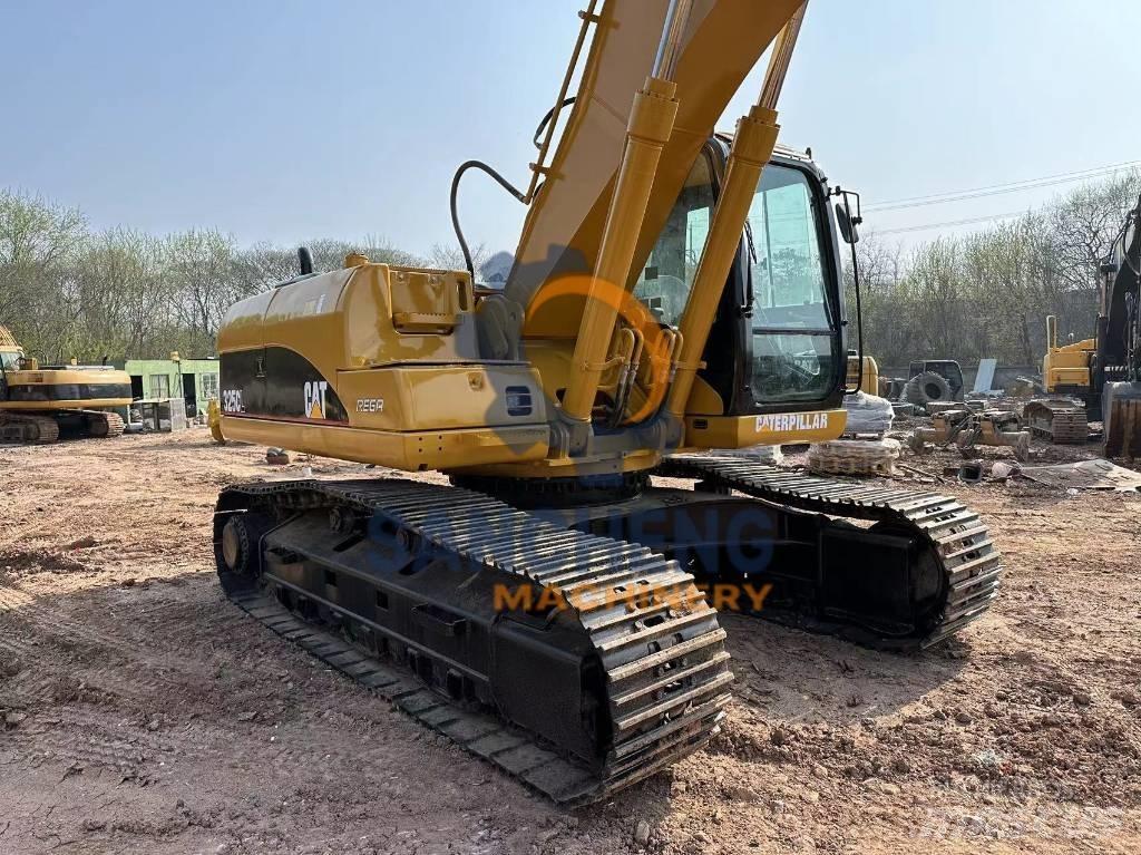 CAT 325 CL حفارات زحافة