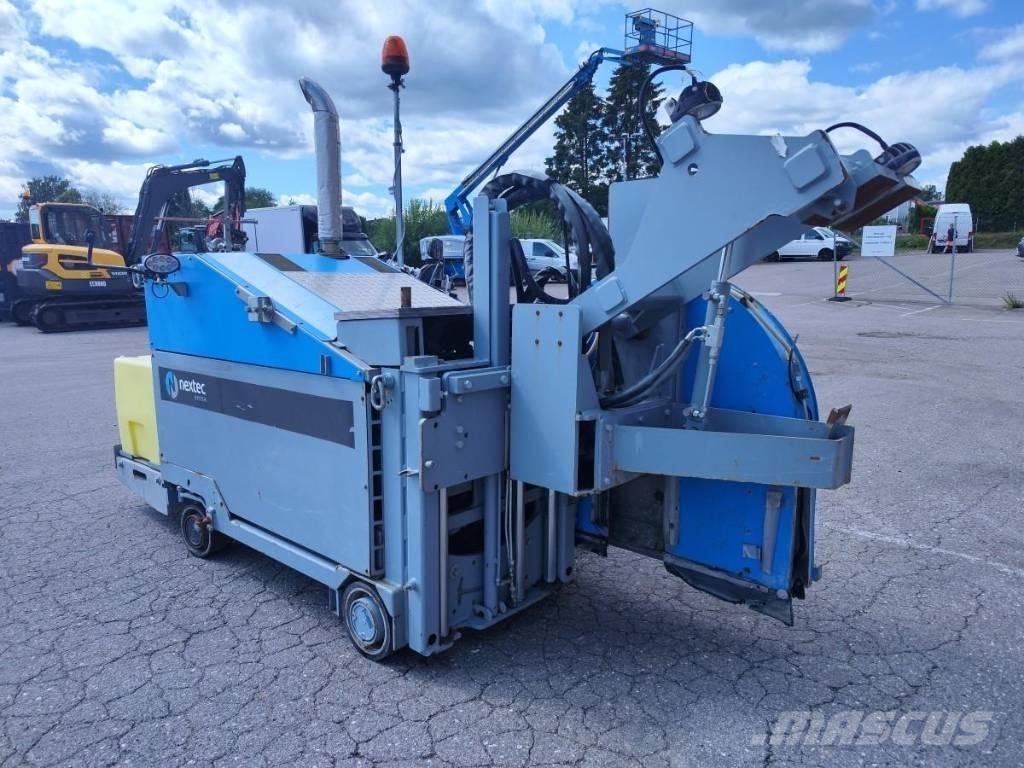  UNICUT 600 FLOOR SAW مناشير صخور وخرسانة