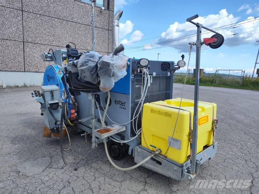 UNICUT 600 FLOOR SAW مناشير صخور وخرسانة