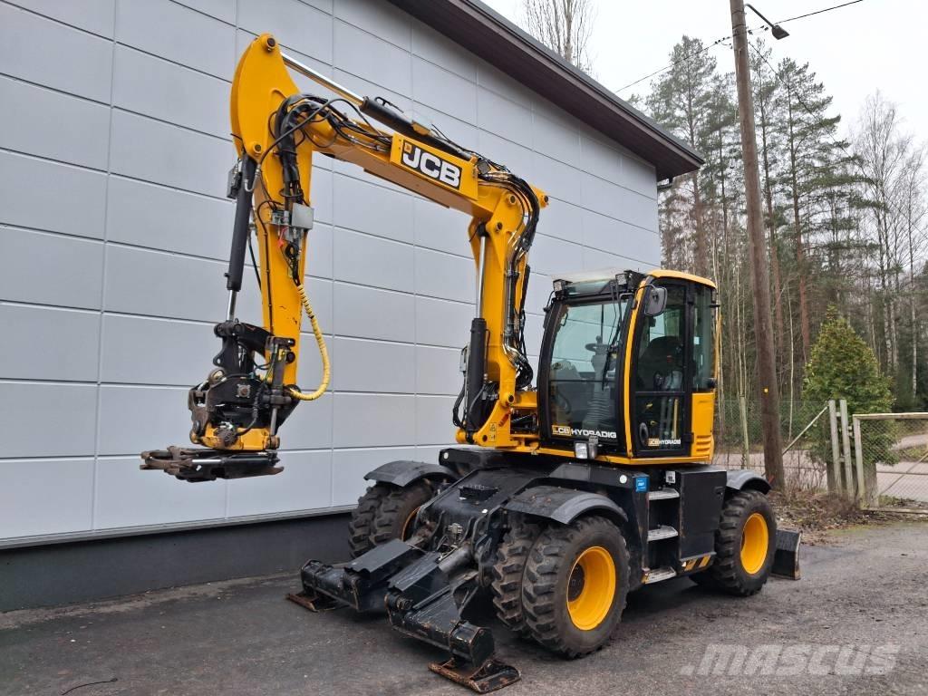 JCB 110 W Hydradig حفارات بعجل