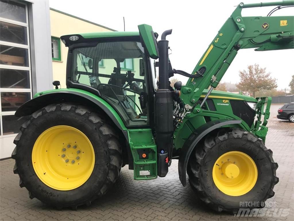 John Deere 6R 110 الجرارات