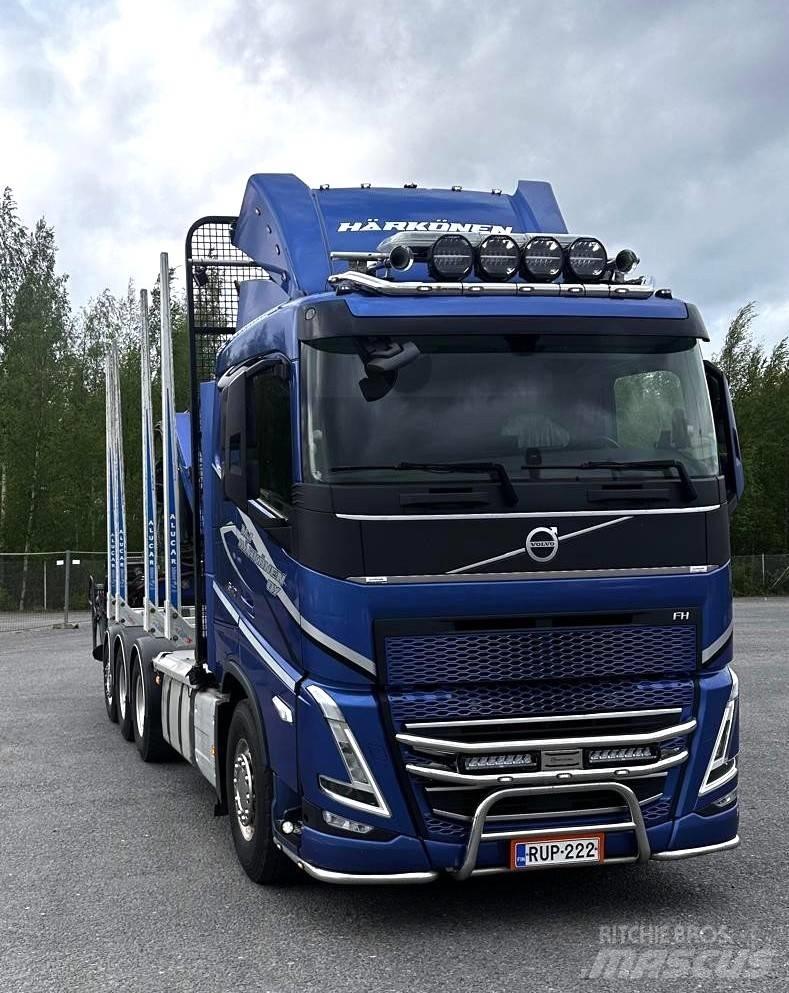 Volvo FH 12 شاحنات أشجار