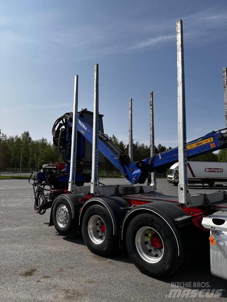 Volvo FH 12 شاحنات أشجار