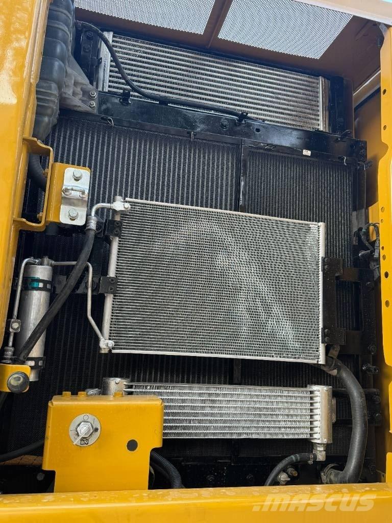 CAT CAT323 حفارات وسط 7 طن - 12 طن