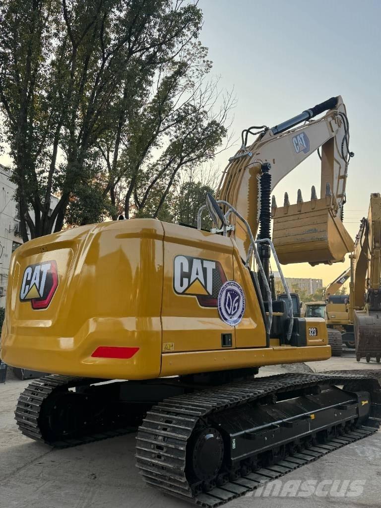 CAT CAT323 حفارات وسط 7 طن - 12 طن